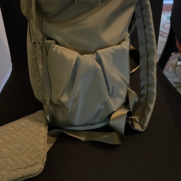 Steve Madden Backpack olive colored Bkorbyn bag - Picture 5 of 6